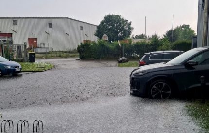 Hagelsturm Wittenburg – Überschwemmung Firmenparkplatz